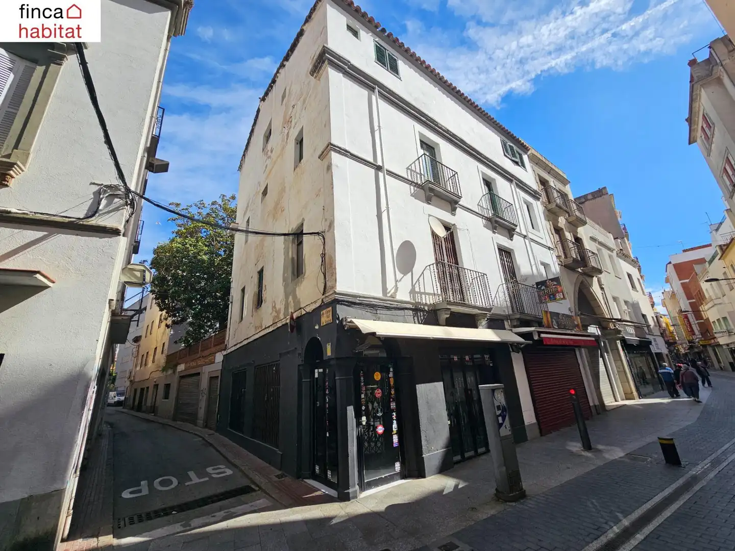 Wohngebäude zum Verkauf in Calle VENECIA 11