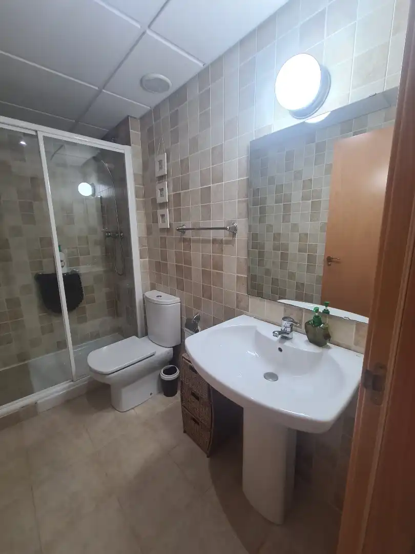Baño de Apartamento en venta en Benicarló con Aire acondicionado, Calefacción y Terraza