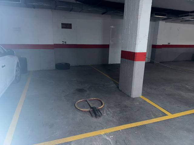 Garaje en Alquiler en Calle José Manuel Caballero Bonald, 5 en Nueva Alcántara