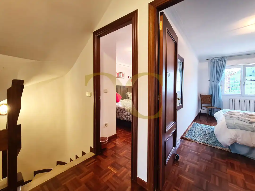 Casa adosada en venta en Ribadesella con Calefacción, Trastero y Amueblado