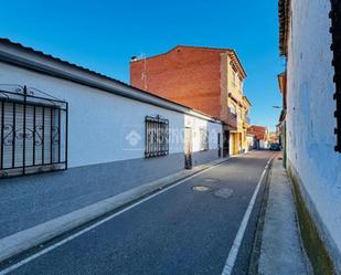 Exterior view of Single-family semi-detached for sale in Burujón  with Air Conditioner