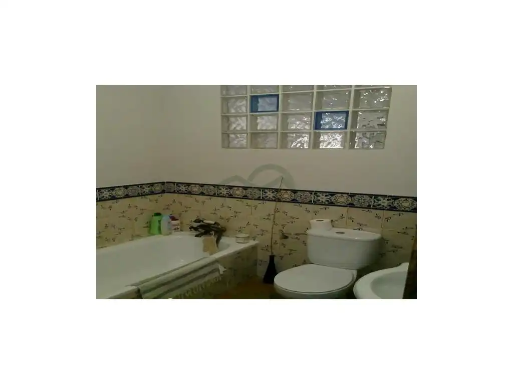 Bany de Casa o xalet en venda en Atajate