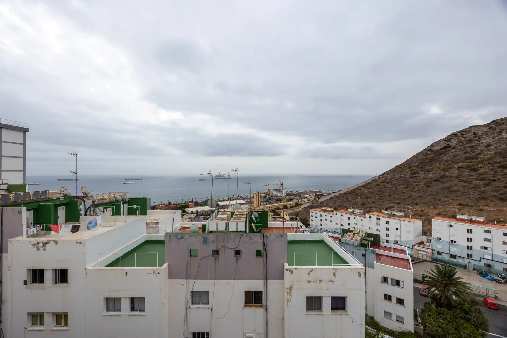 Vista exterior de Piso en venta en Las Palmas de Gran Canaria con Trastero