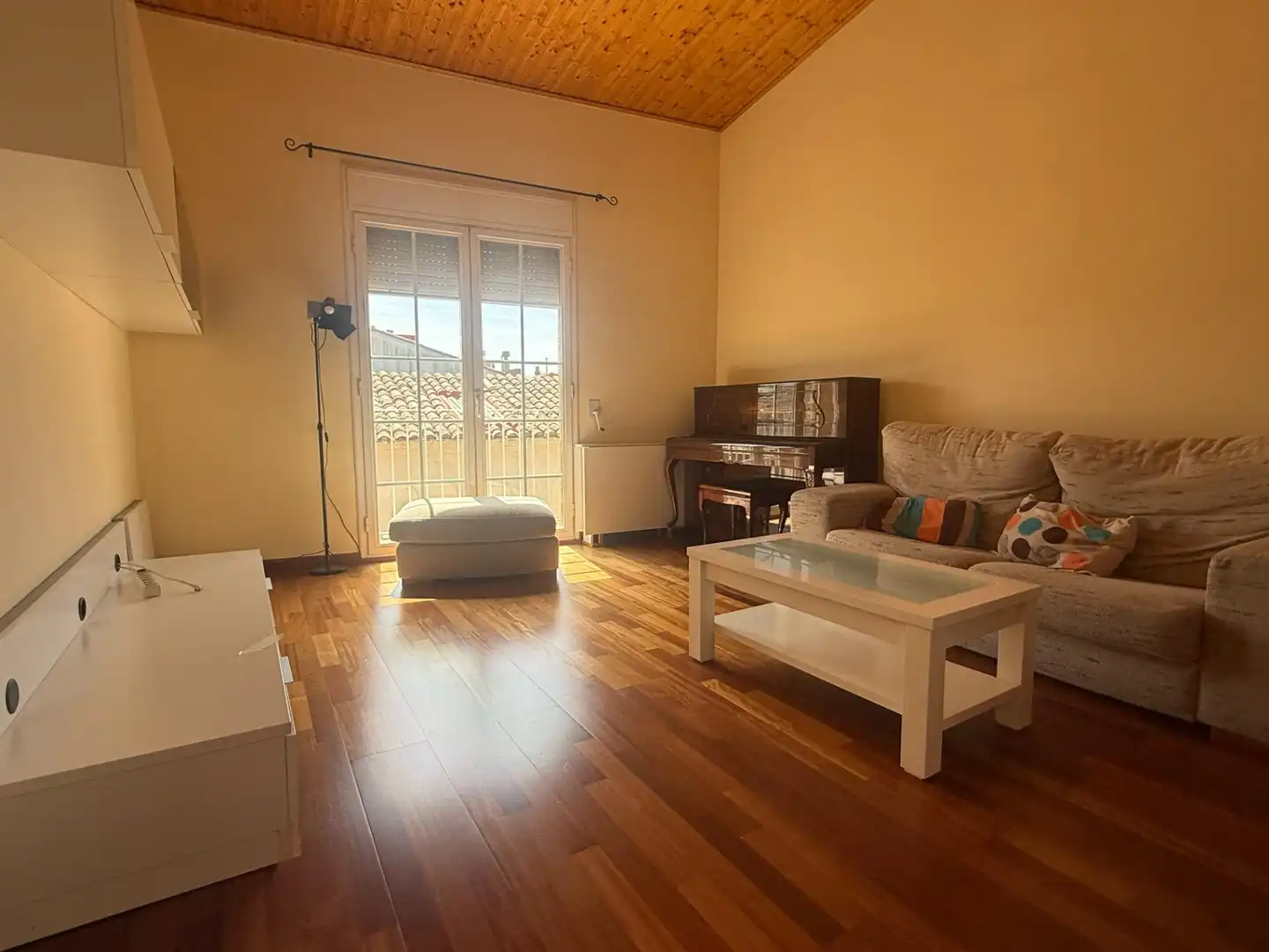 Living room of Houses for sale in Sabadell  with Air Conditioner, Heating and Private garden