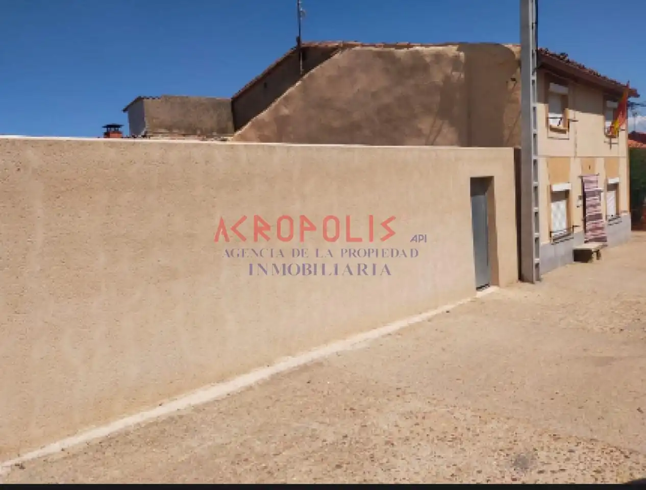 Terreny residencial en venda a Calle Montesinos Fuentelcarnero
