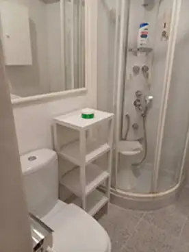 Badezimmer von Wohnung zur Miete in Burjassot mit Parkett, Terrasse und Ofen
