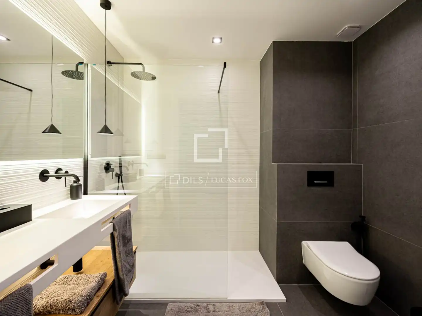 Baño de Piso en venta en Barcelona con Aire acondicionado, Calefacción y Parquet