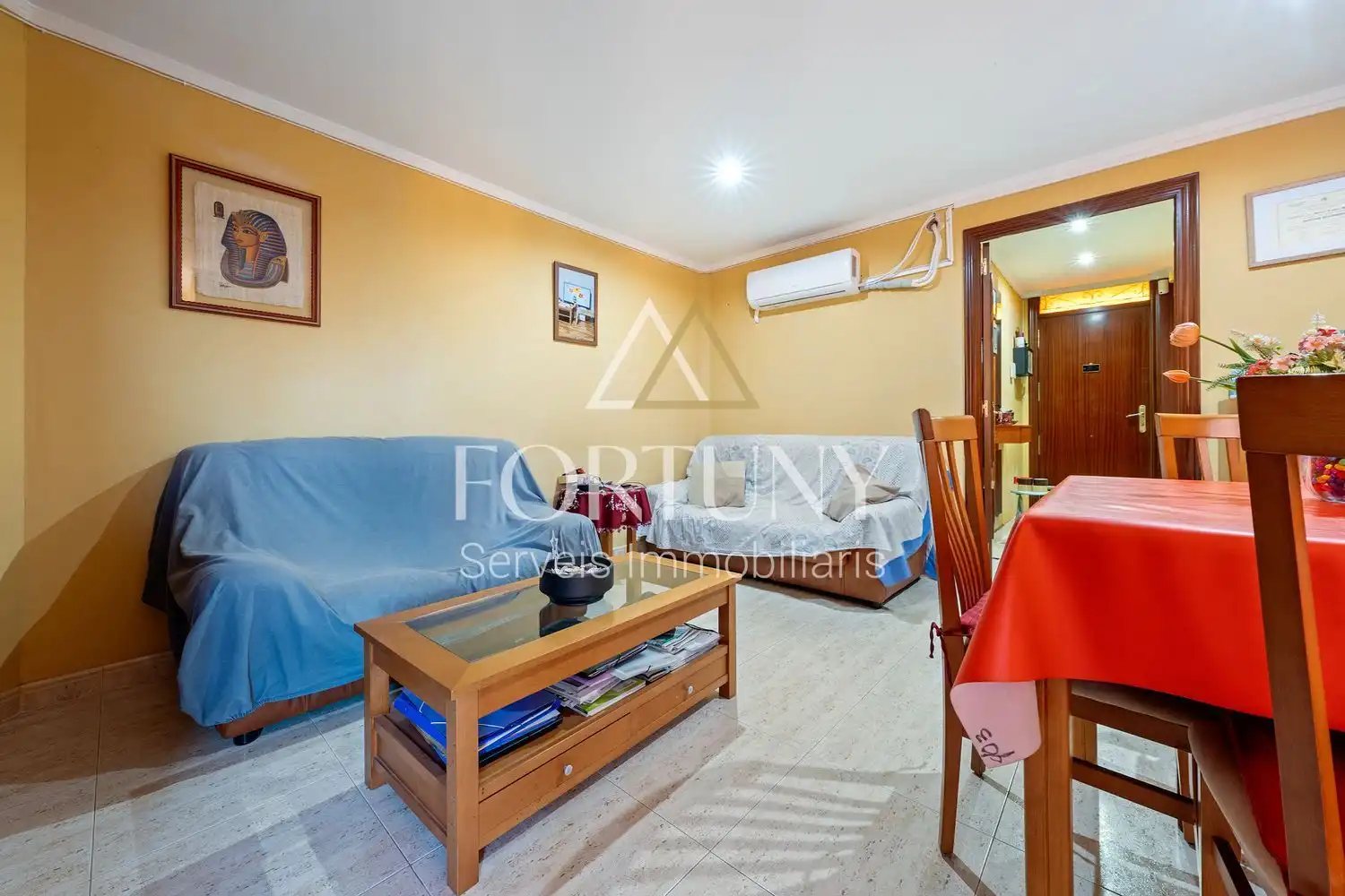 Vista exterior de Piso en venta en Reus