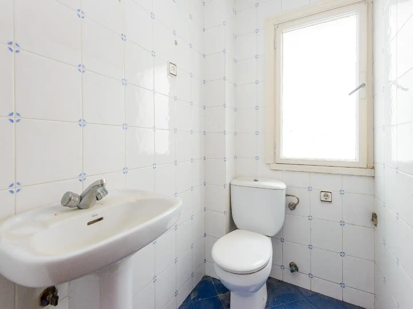 Baño de Piso en venta en Siero con Terraza
