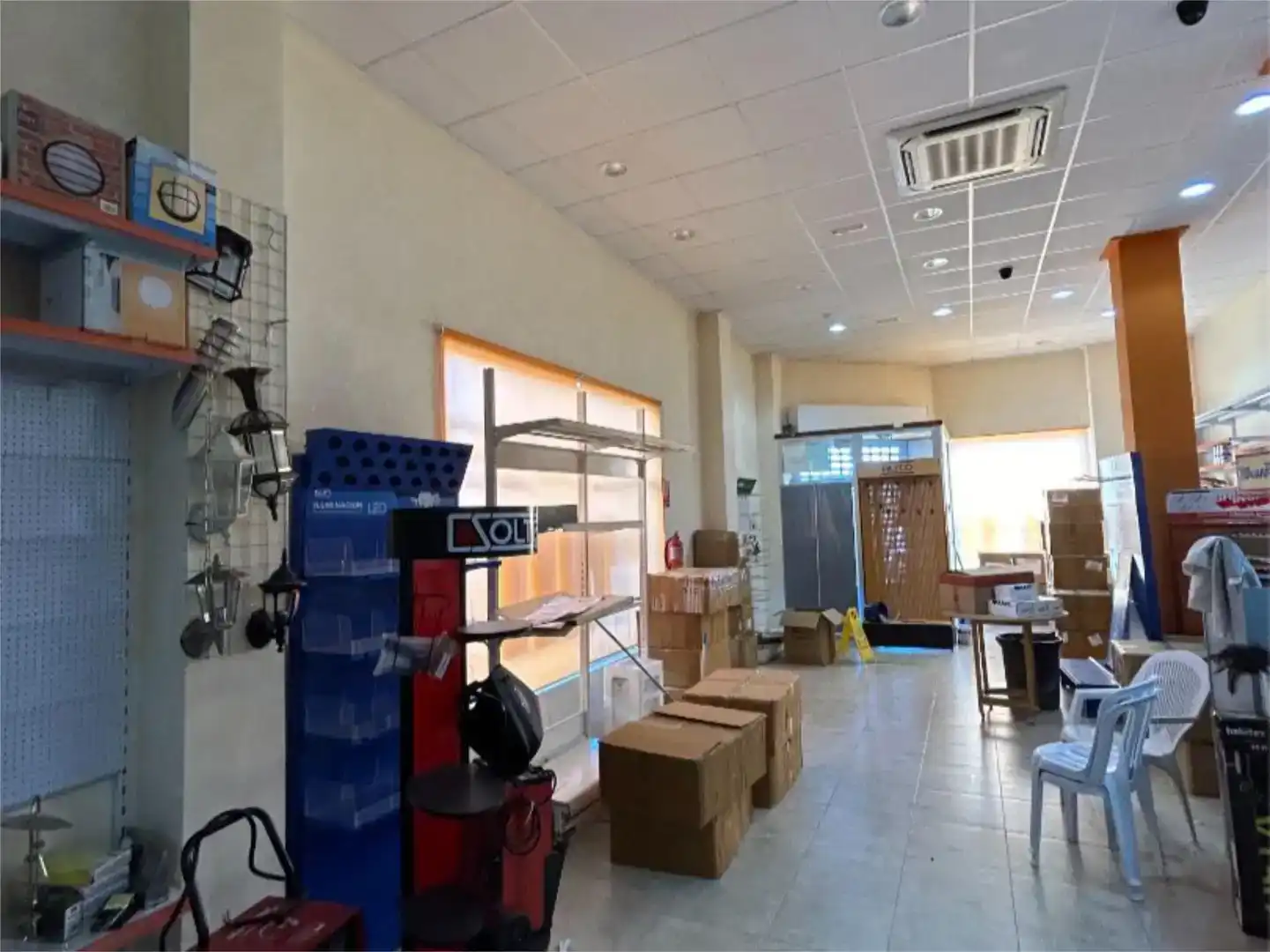 Local de alquiler en Ceutí con Aire acondicionado y Amueblado