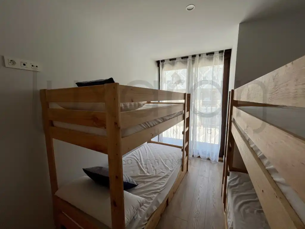 Dormitori de Apartament en venda en Naut Aran