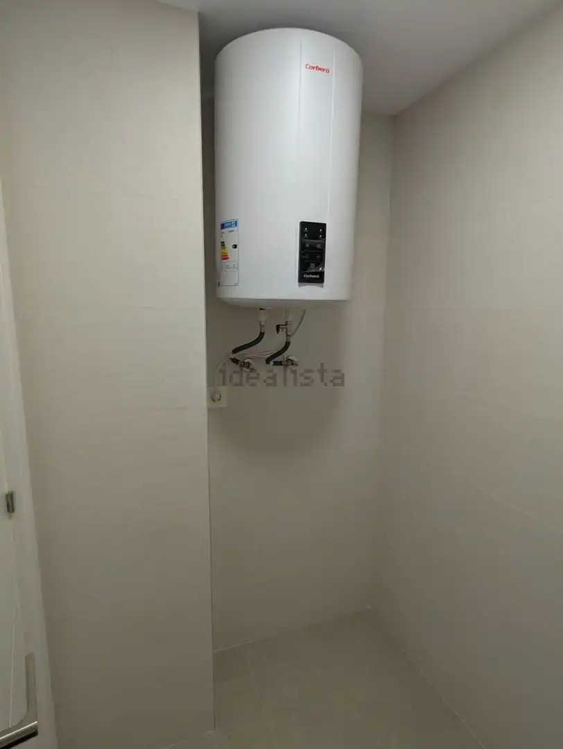 Bathroom of Flat for sale in Elche / Elx  with Parquet flooring, Terrace and Balcony