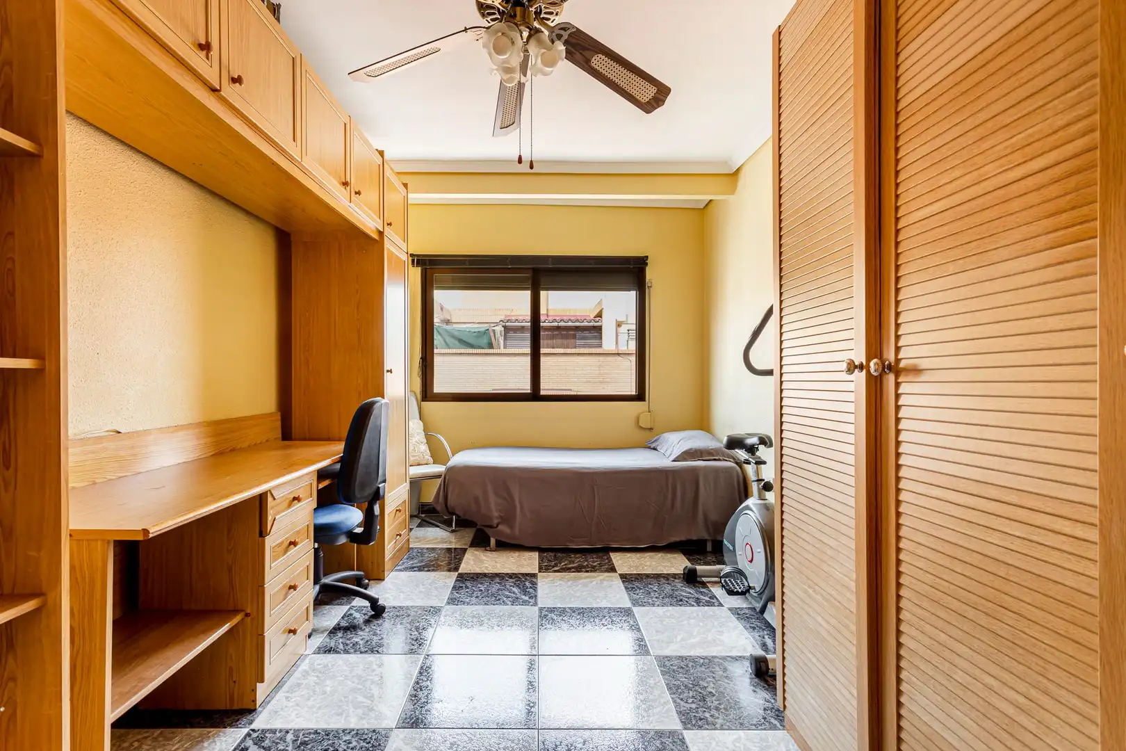 Habitación de Piso en venta en Valencia con Aire acondicionado, Calefacción y Balcón
