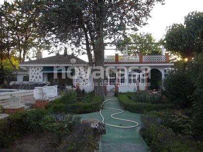 Jardí de Casa o xalet en venda en  Albacete Capital amb Jardí privat, Terrassa i Traster