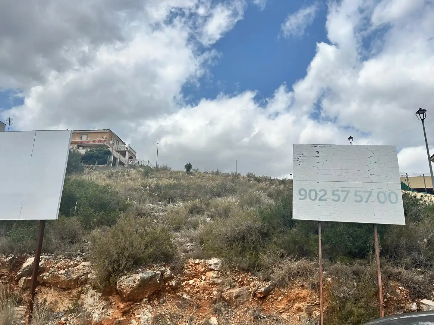 Residencial en venda en Montroi / Montroy