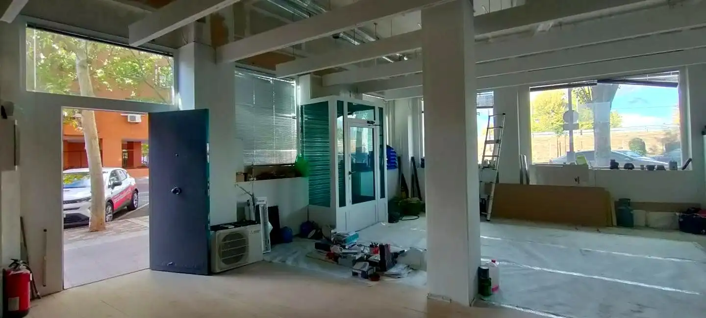 Local comercial en venta en Brasil 30, imagen 7