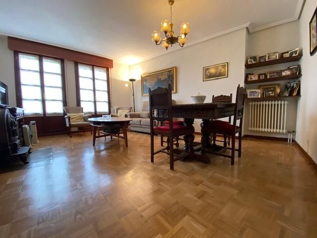 Comedor de Piso en venta en Lakuntza con Calefacción y Trastero