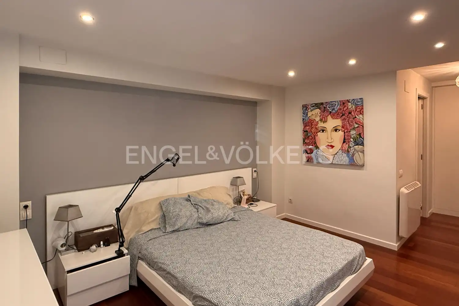 Flat for rent in Paterna  with Air Conditioner, Heating and Parquet flooring