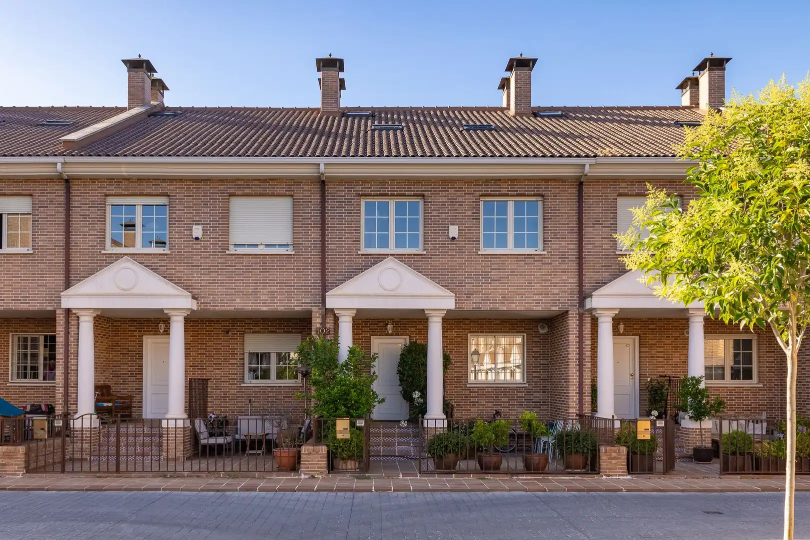 Vista exterior de Casa adosada en venta en Madrid con Aire acondicionado, Calefacción y Terraza