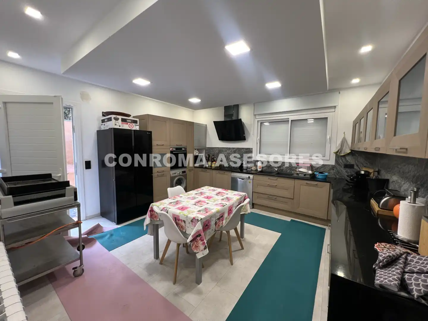 Cuina de Casa o xalet en venda en Vidreres amb Aire condicionat, Calefacció i Jardí privat