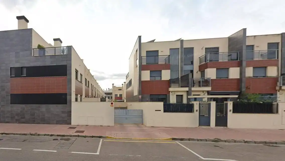 Detached homes for sale in Pau Lledó