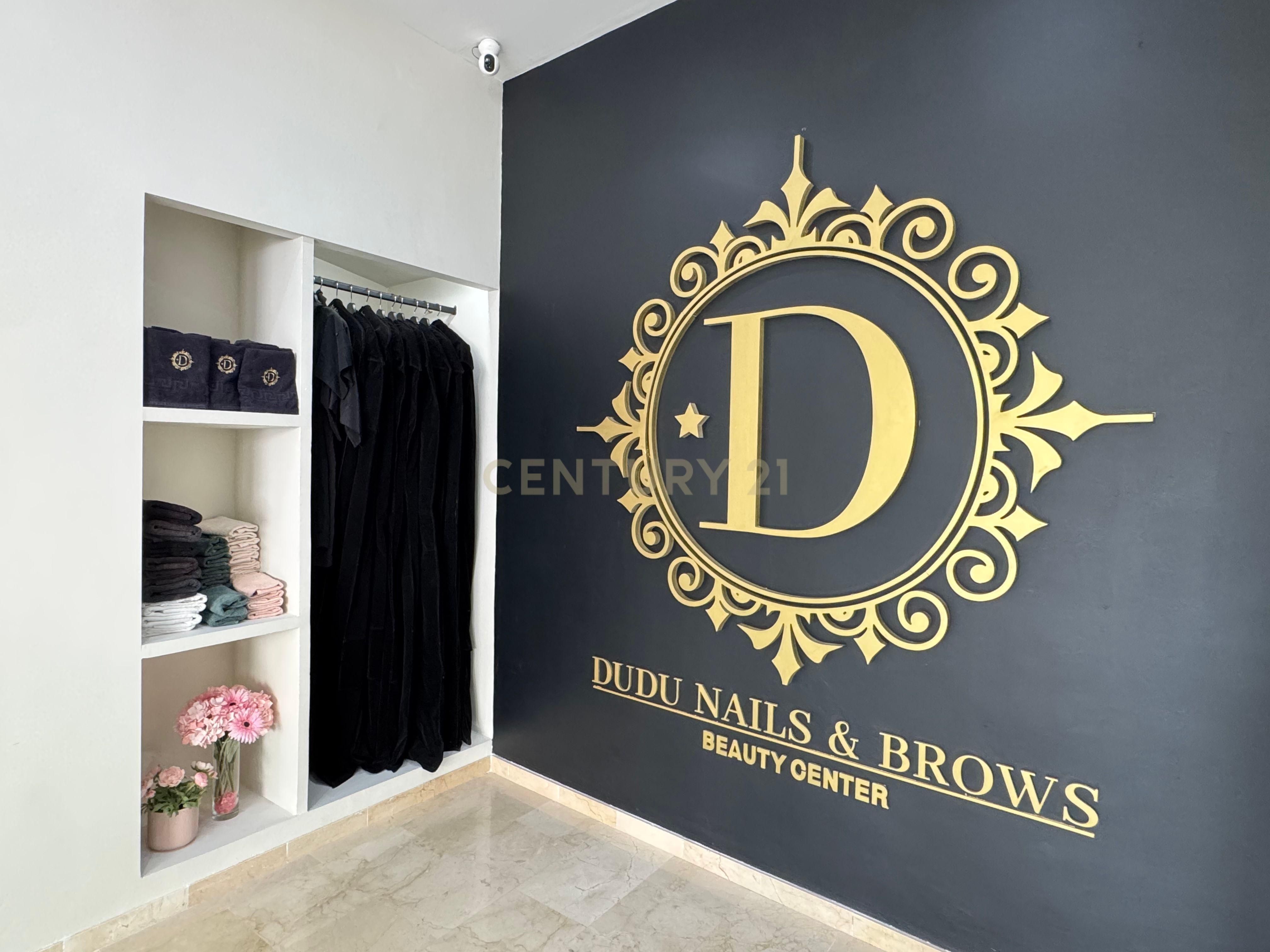 Local en traspaso en Estepona con Aire acondicionado