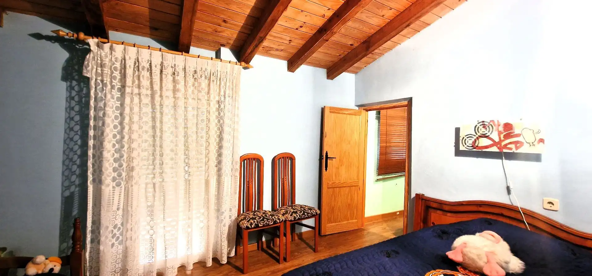 Schlafzimmer von Einfamilien-Reihenhaus zum Verkauf in Jarandilla de la Vera mit Klimaanlage, Terrasse und Möbliert