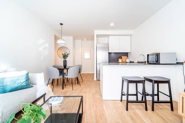 Apartamento en Alquiler en Calle de García Luna, 20 en Ciudad Jardín