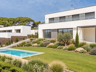 Casa con piscina en venta en Calle MENORCA 2