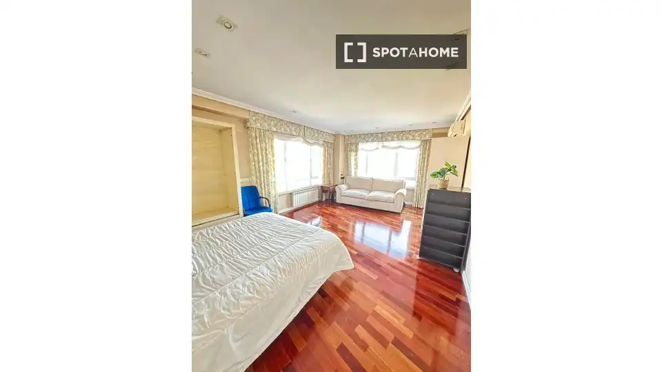Flat for rent in Comillas