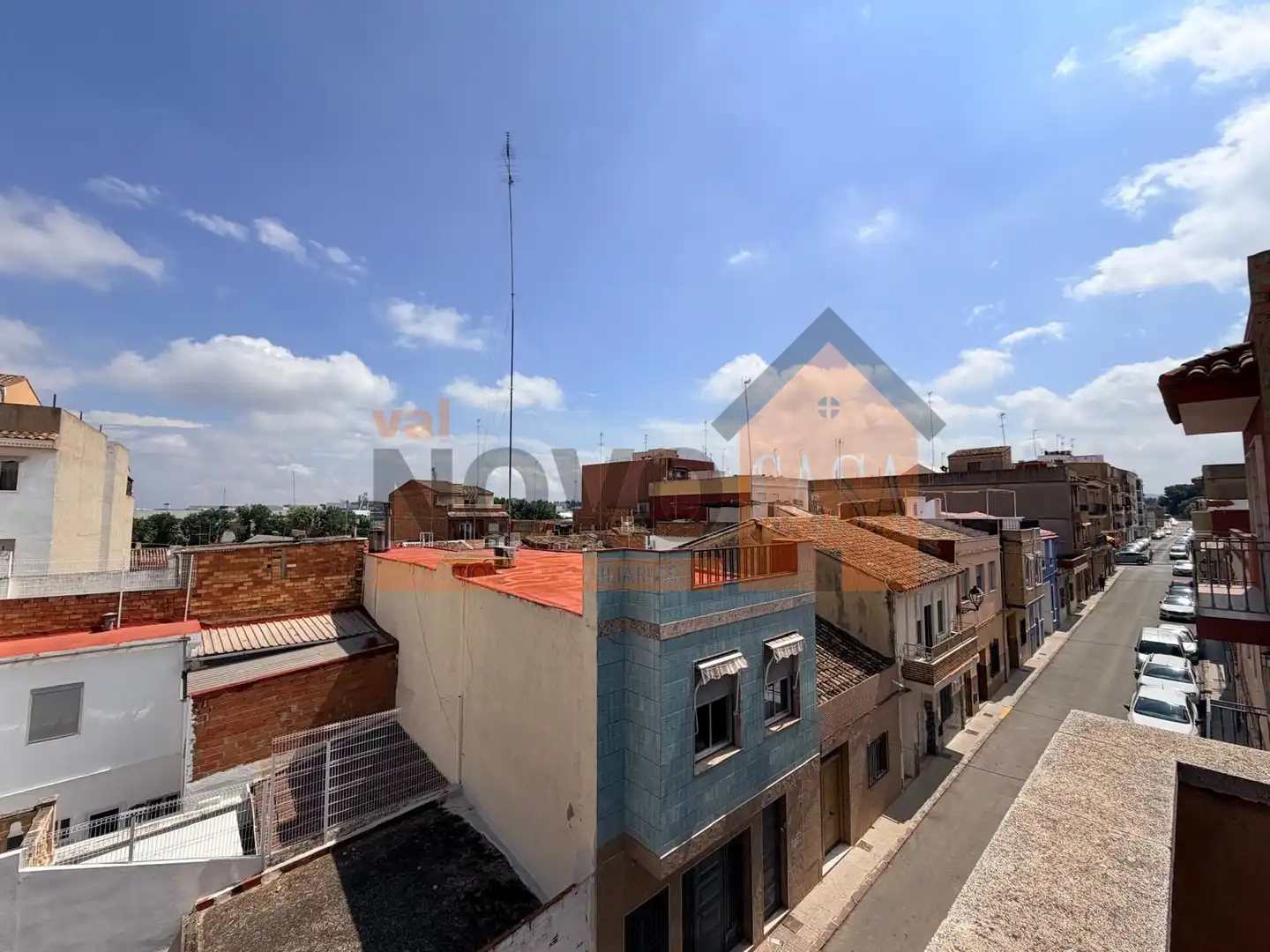 Vista exterior de Casa adosada en venda en Picassent