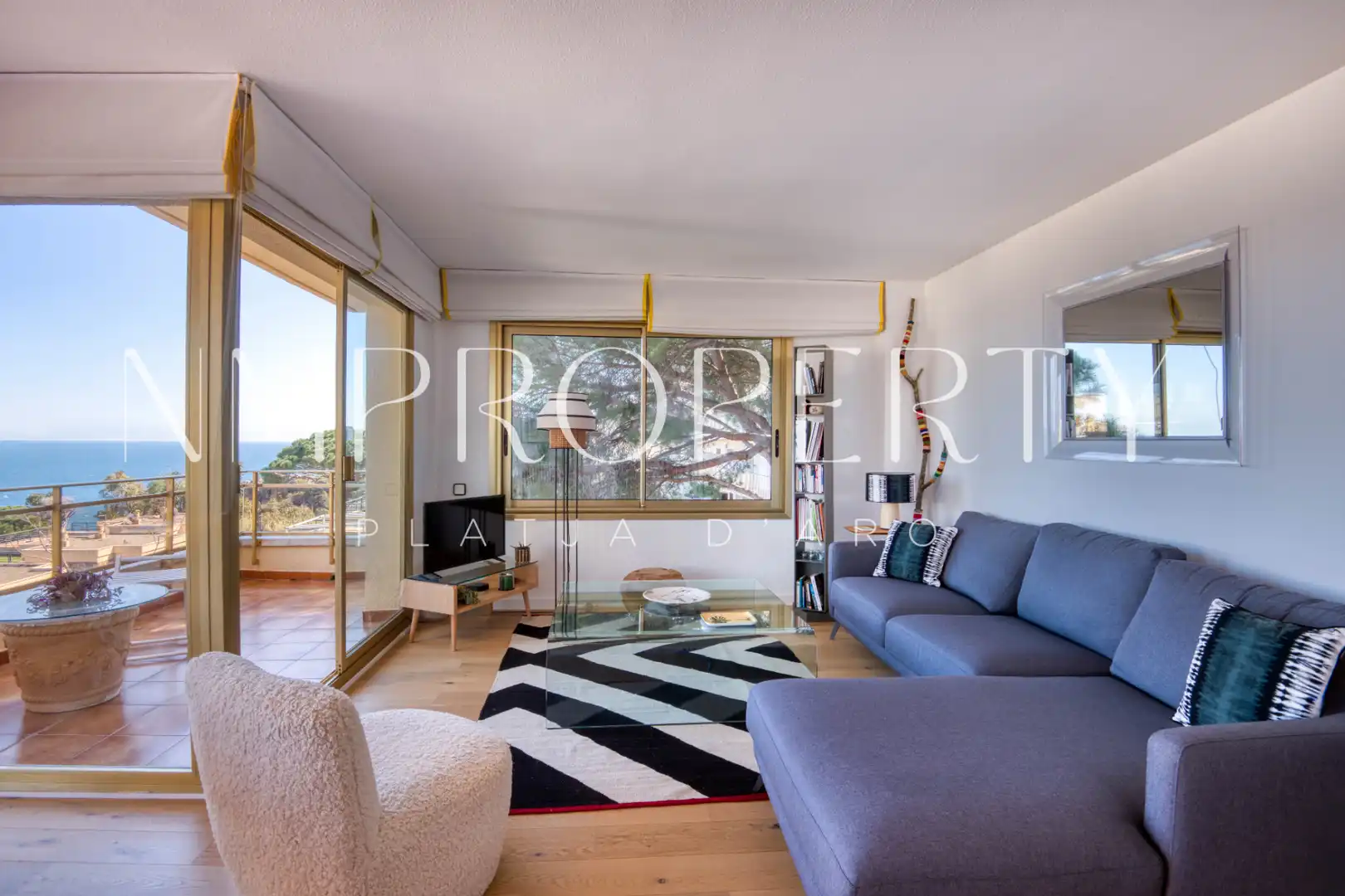 Sala de estar de Ático de alquiler en Sant Feliu de Guíxols con Aire acondicionado, Terraza y Piscina
