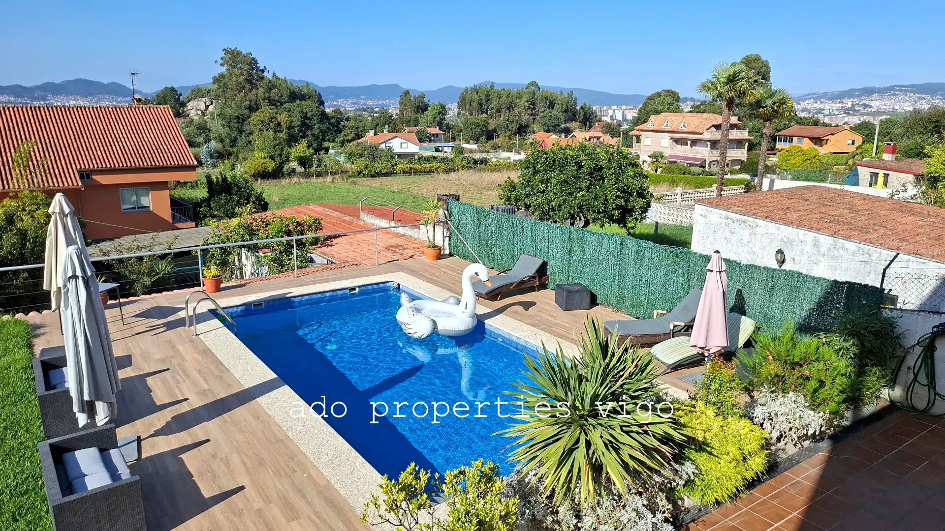 Casa amb piscina en venda a Estrada José Rivas-Coruxo, imagen 2