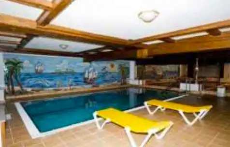 Piscina de Edificio en venta en San Cristóbal de la Laguna con Piscina comunitaria