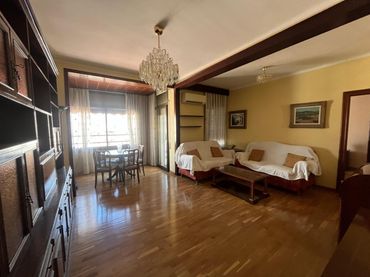 Flat with lift for sale in Carrer de Vilamarí