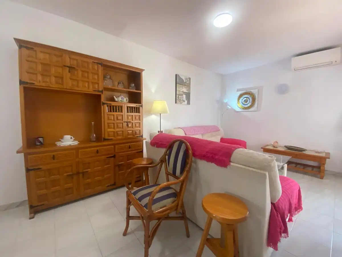 Dormitori de Apartament de lloguer en Dénia amb Aire condicionat, Calefacció i Terrassa