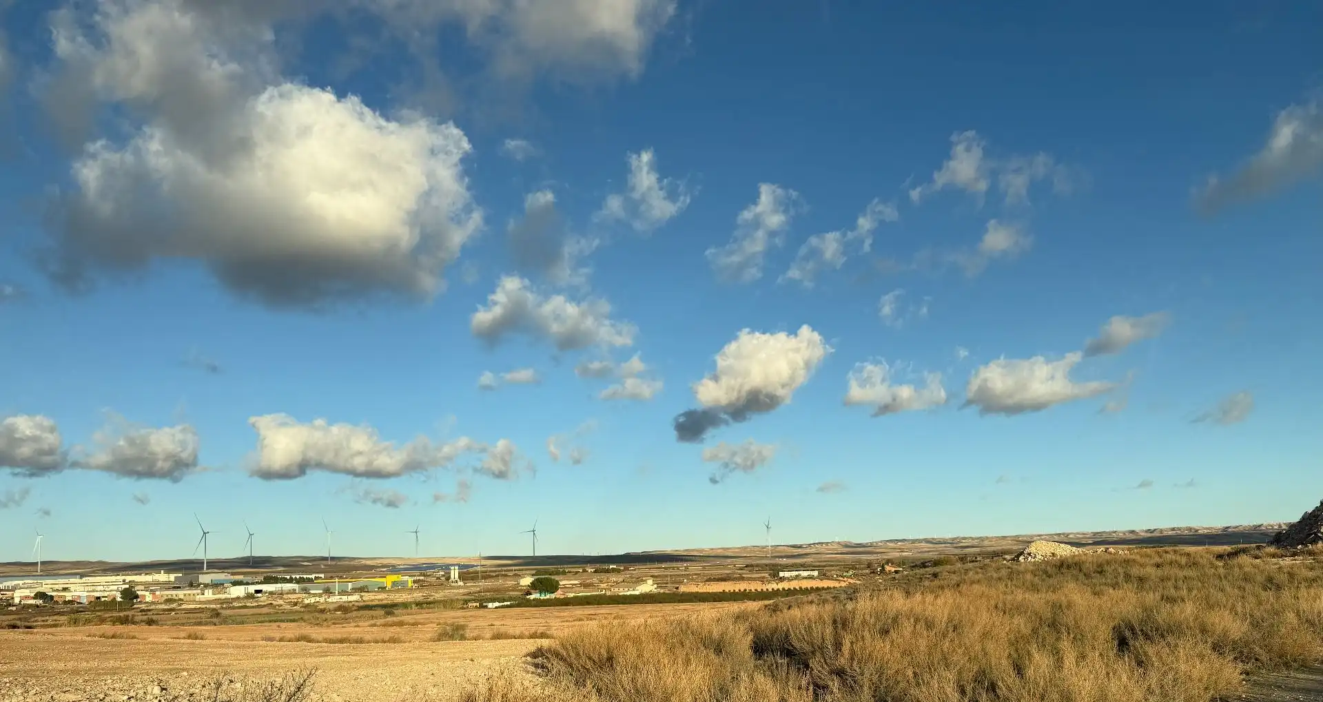 Vista exterior de Terreno en venta en Épila