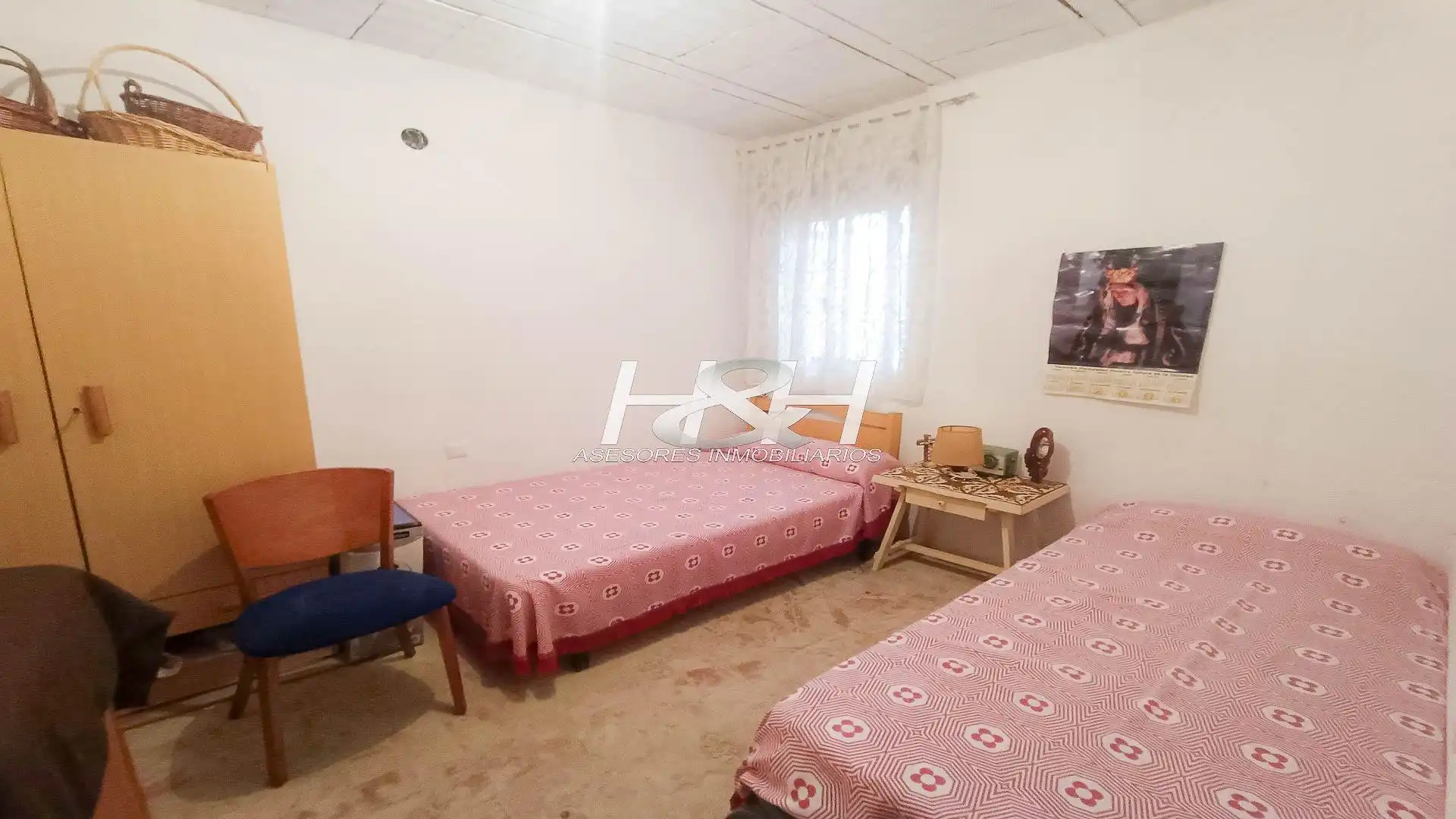 Dormitori de Casa o xalet en venda en Paterna amb Aire condicionat i Terrassa