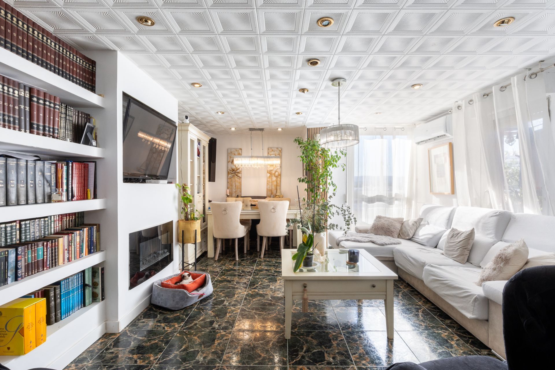 Living room of Flat for sale in Alberic  with Air Conditioner