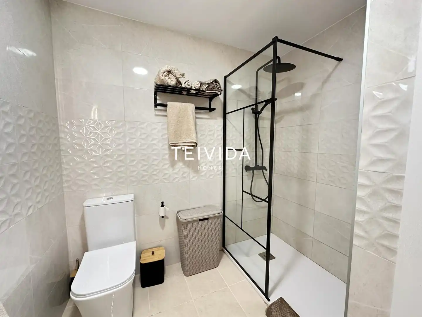 Bathroom of Flat for rent in Santiago del Teide  with Air Conditioner, Terrace and Swimming Pool