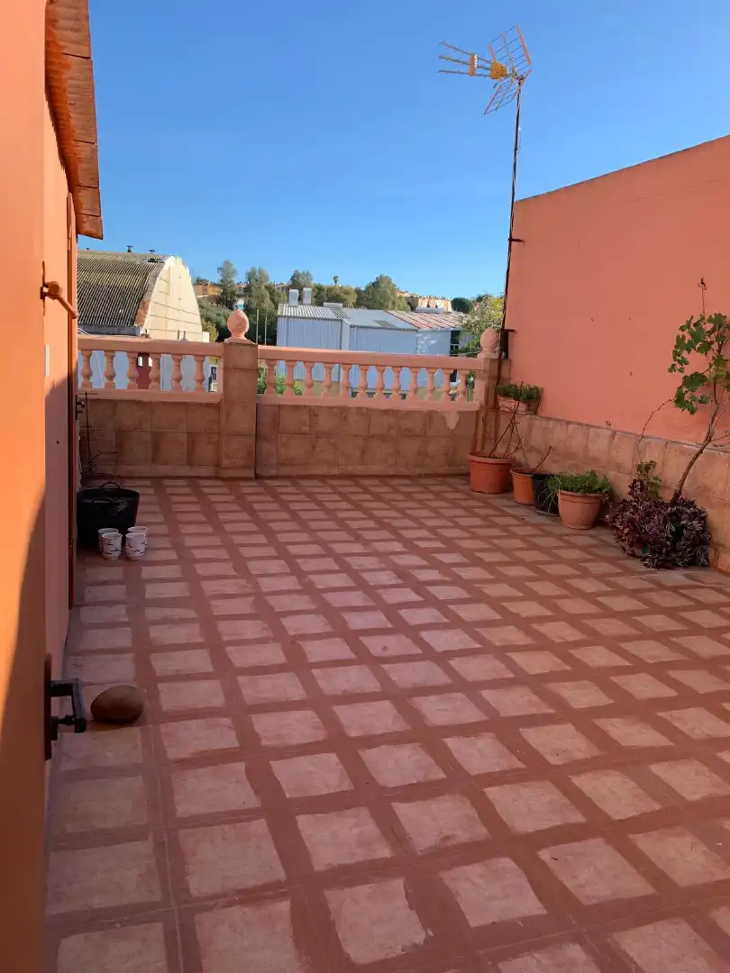 Terrassa de Casa o xalet en venda en Algeciras amb Aire condicionat, Moblat i Forn