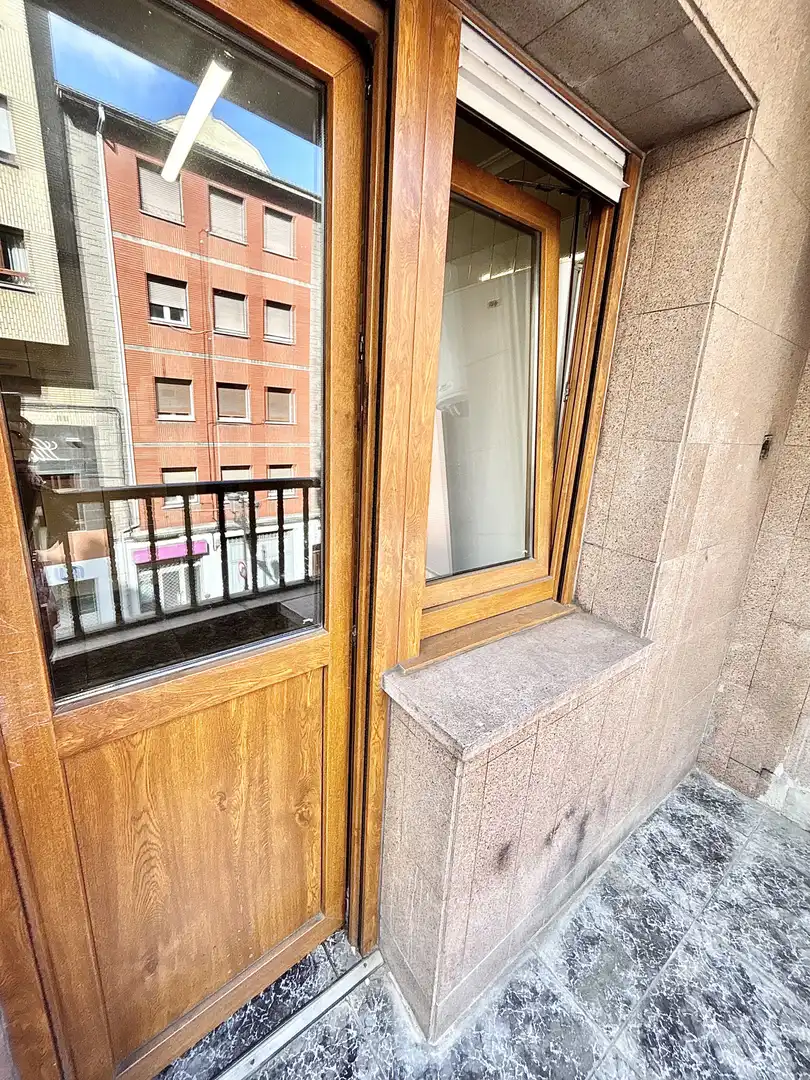 Balcony of Flat for sale in Oviedo   with Heating, Parquet flooring and Terrace