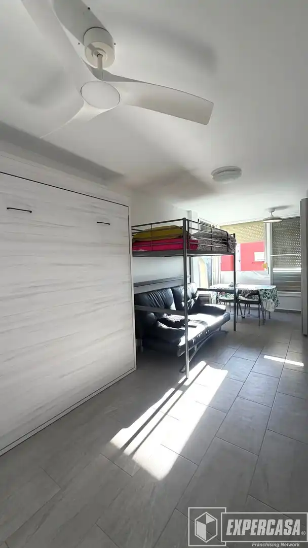 Schlafzimmer von Wohnungen zum Verkauf in Valencia mit Klimaanlage