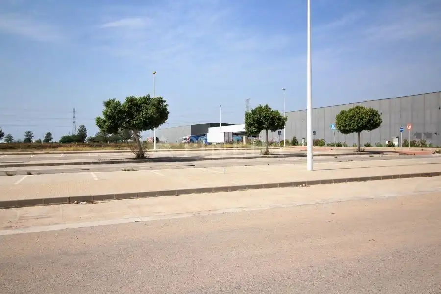 Terreno industrial en venta en Avenida DE LA MAR, Playa Puerto de Sagunto
