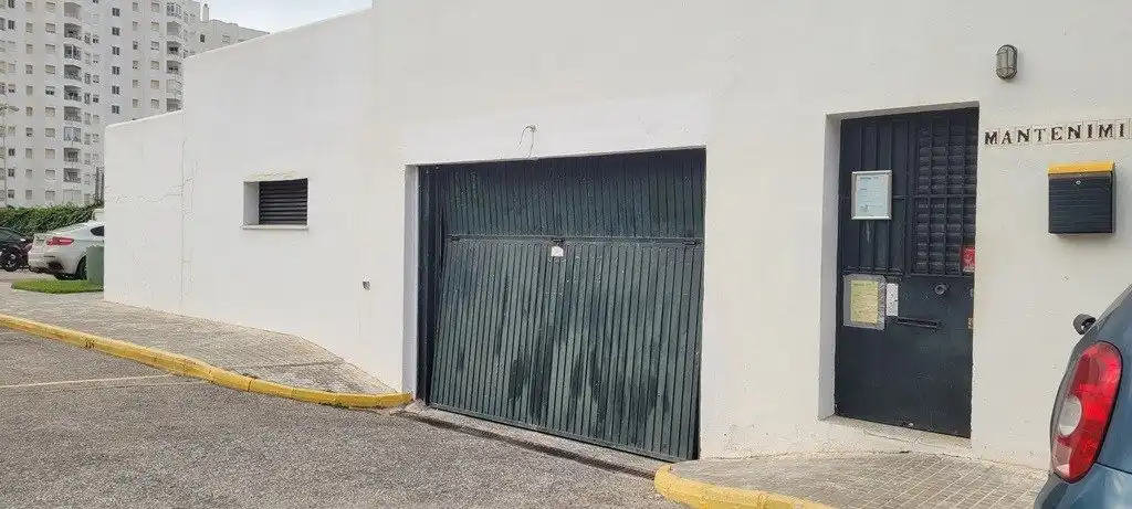 Vista exterior de Garaje en venta en El Puerto de Santa María