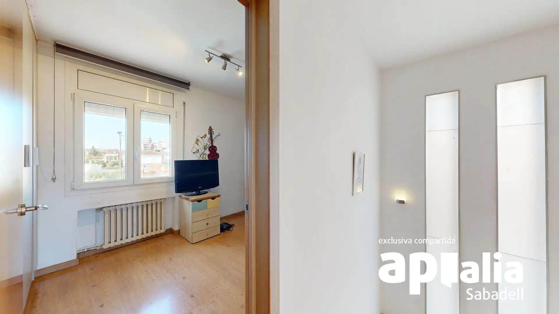 Habitación de Casa o chalet en venta en Barberà del Vallès con Calefacción, Jardín privado y Terraza