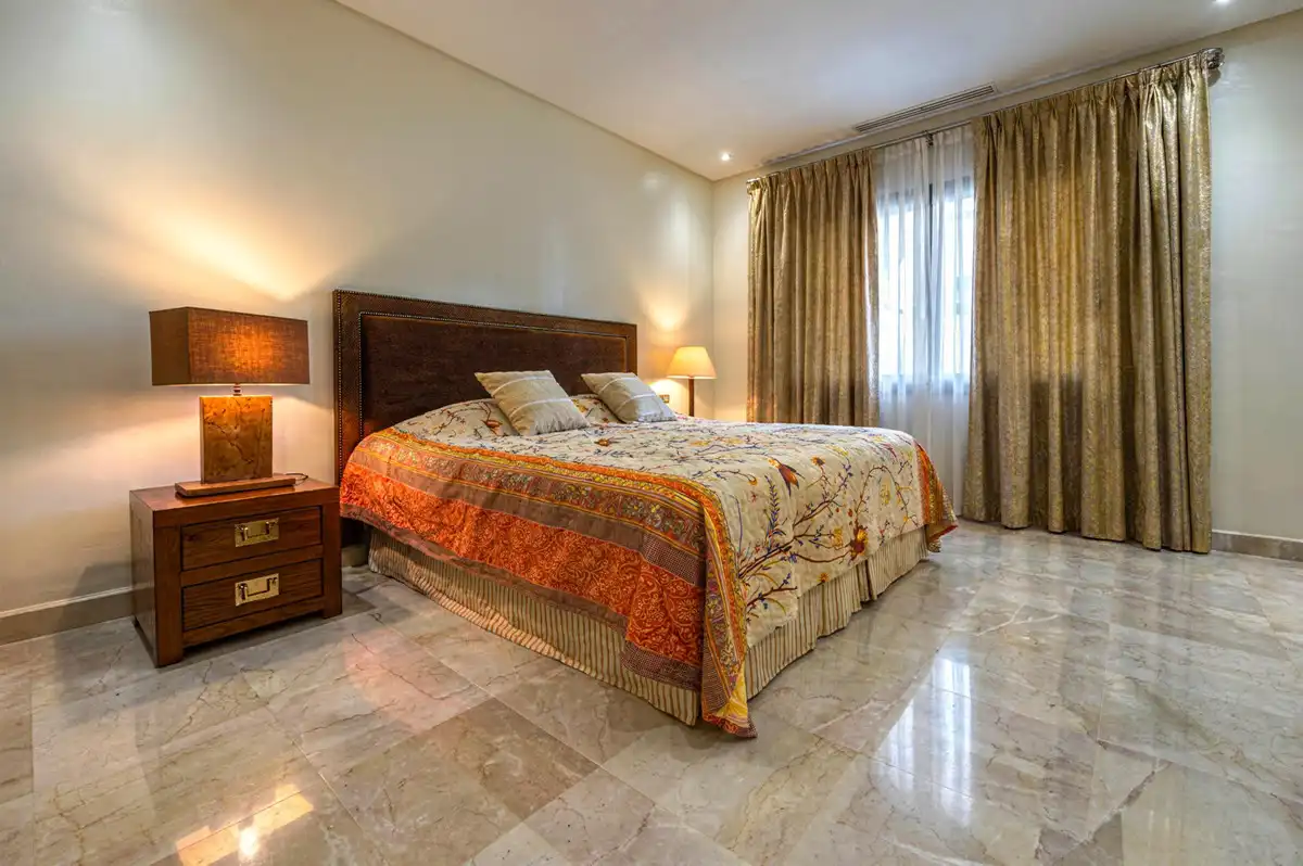 Piso con ascensor en venta en Milla de Oro, imagen 16