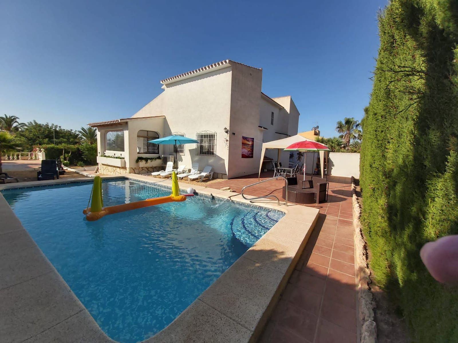 Piscina de Casa o xalet en venda en La Nucia