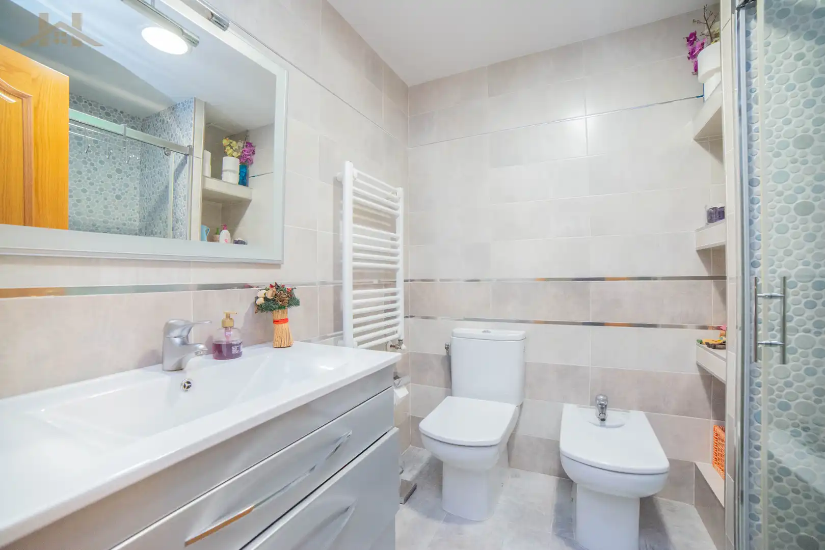 Bathroom of Houses for sale in Fuenlabrada  with Air Conditioner, Heating and Private garden