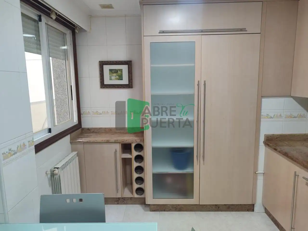 Cocina de Piso de alquiler en Ourense Capital  con Calefacción, Parquet y Trastero